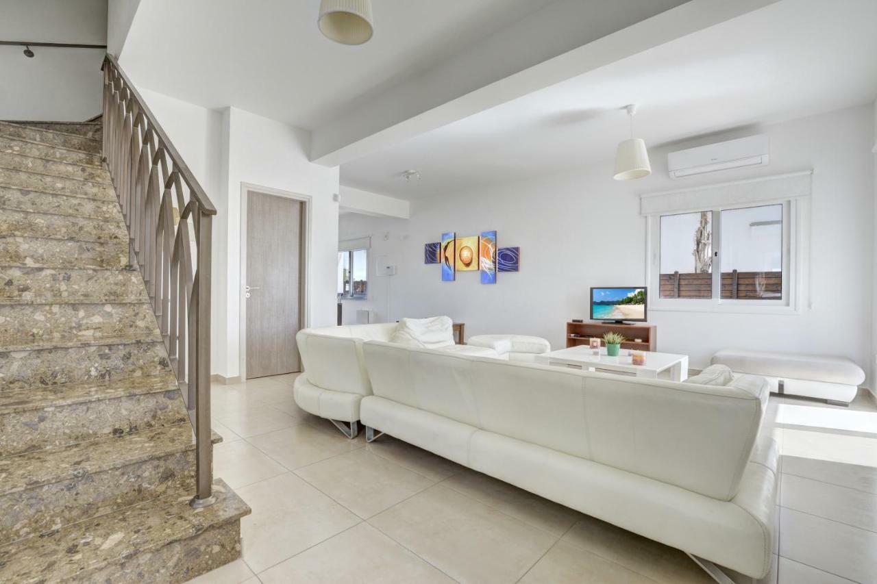 Nissi Villa Gintare Айя Напа Екстериор снимка